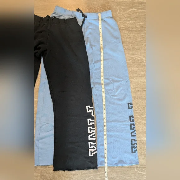 Set Of 2 Victoria's Secret PINK Fleece Boyfriend Flare Sweatpants - Picture 3 of 8